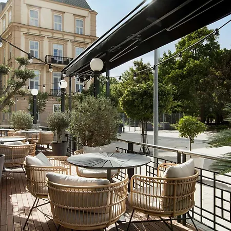 Radisson Blu Carlton Hotel, 4* Bratislava