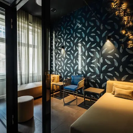 Radisson Blu Carlton Hotel, 4* Bratislava