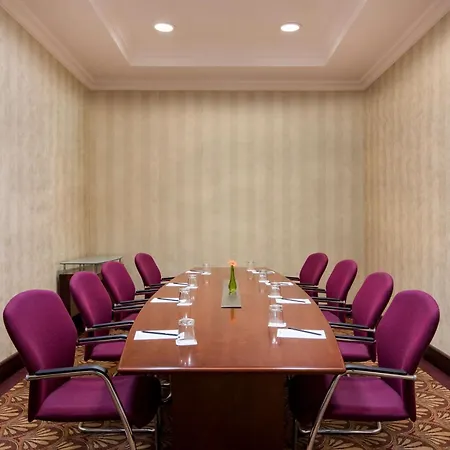 Radisson Blu Carlton Hotel, Pozsony