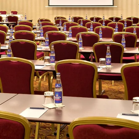 Radisson Blu Carlton Hotel, 4* Pozsony