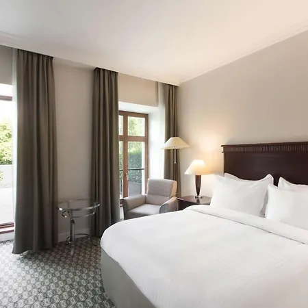 Radisson Blu Carlton Hotel,