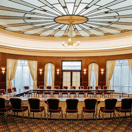 Szálloda Radisson Blu Carlton Hotel, Pozsony