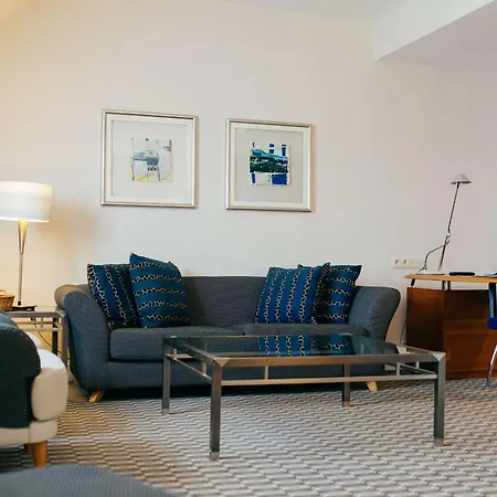 Szálloda Radisson Blu Carlton Hotel, Pozsony