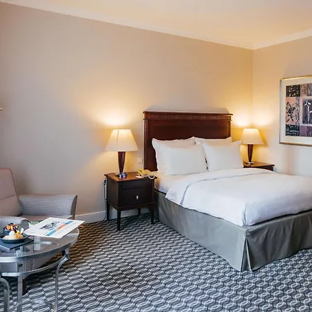 ホテル ラディソン ブルー カールトン ブラチスラヴァ