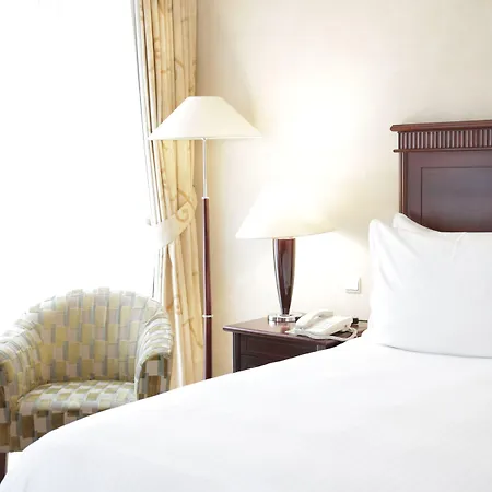 Szálloda Radisson Blu Carlton Hotel, Pozsony