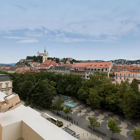 Hotel Radisson Blu Carlton Hotel, 4*