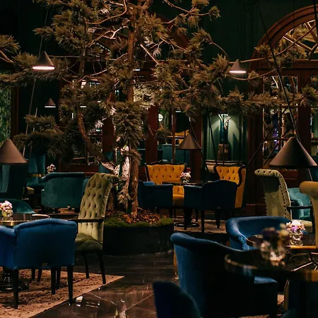 Radisson Blu Carlton Hotel, Pozsony