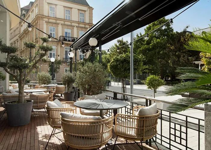 Radisson Blu Carlton Hotel, 4* Pressburg