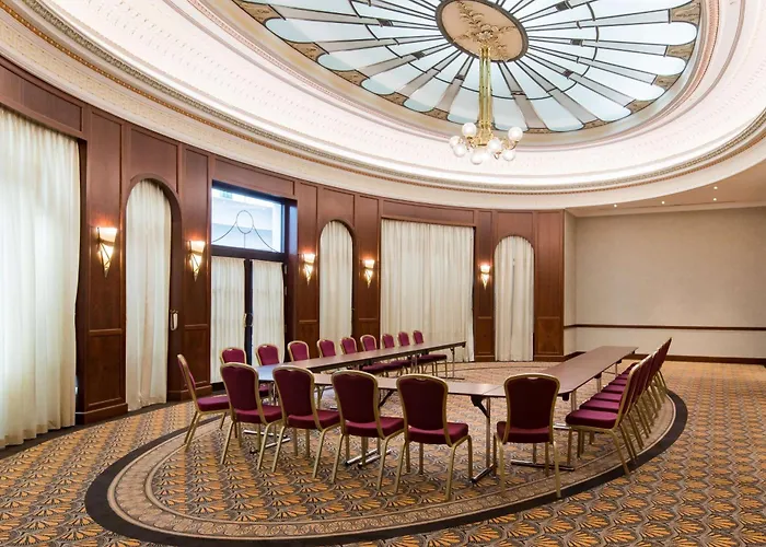 Radisson Blu Carlton Hotel, Pressburg