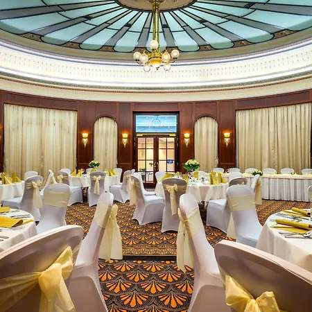 Hotel Radisson Blu Carlton Hotel, 4*